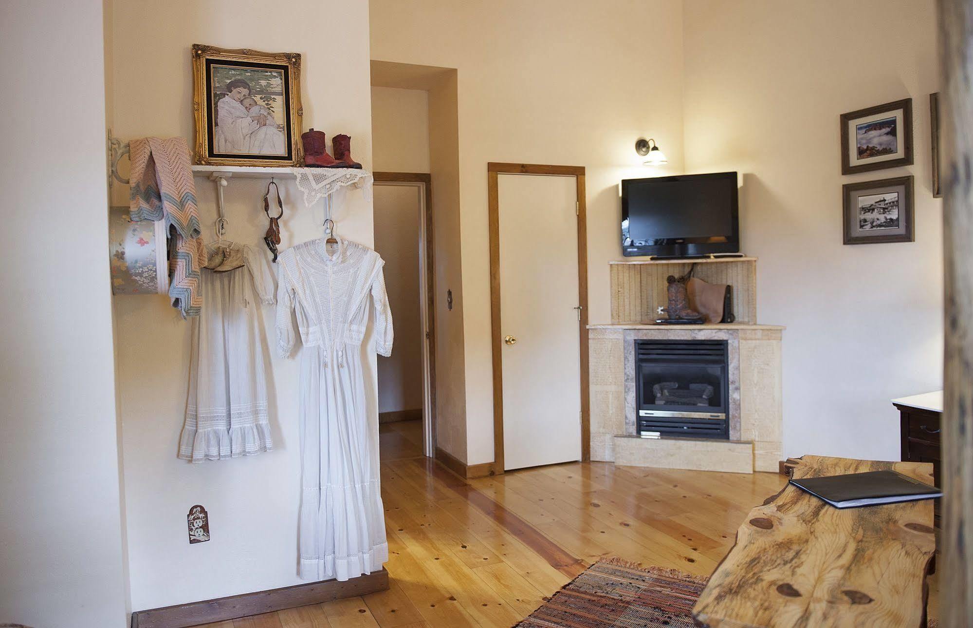 Grand Canyon Bed And Breakfast Williams Exterior foto